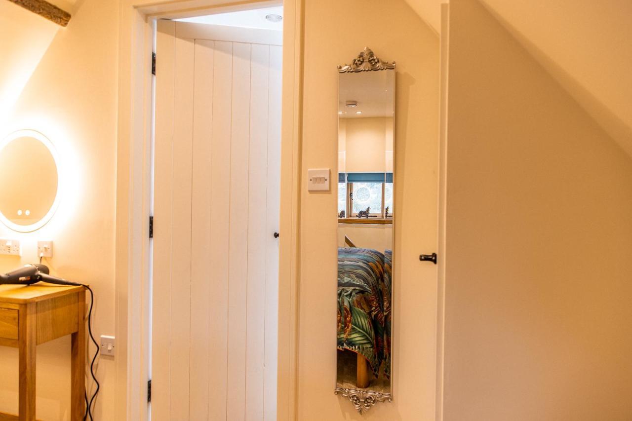 The Stable Apartment Кентърбъри Екстериор снимка